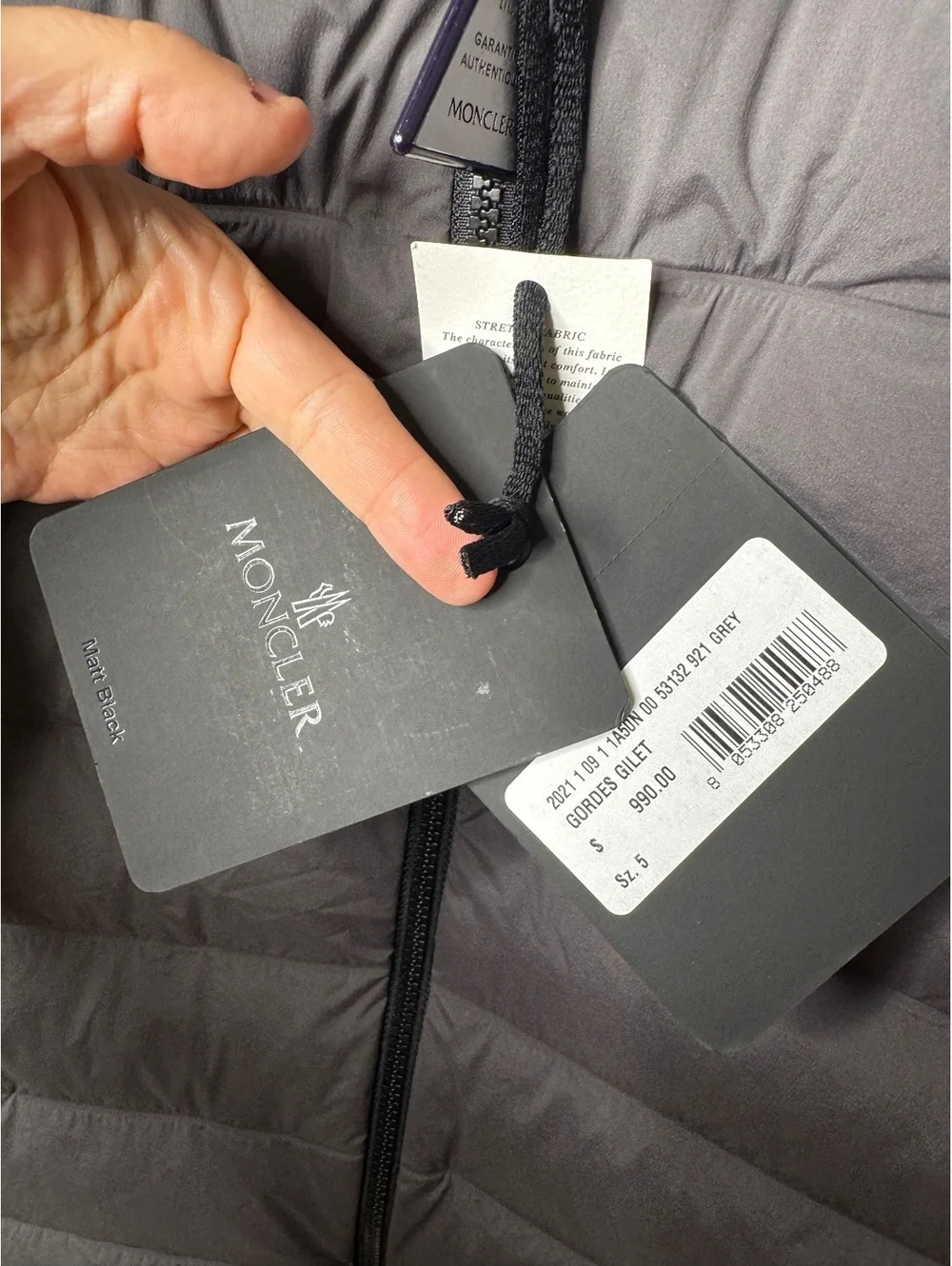 Moncler Gordes Gilet Vest Men’s Sz 5 Gray Down Puffer Full Zip Matte Black NWT